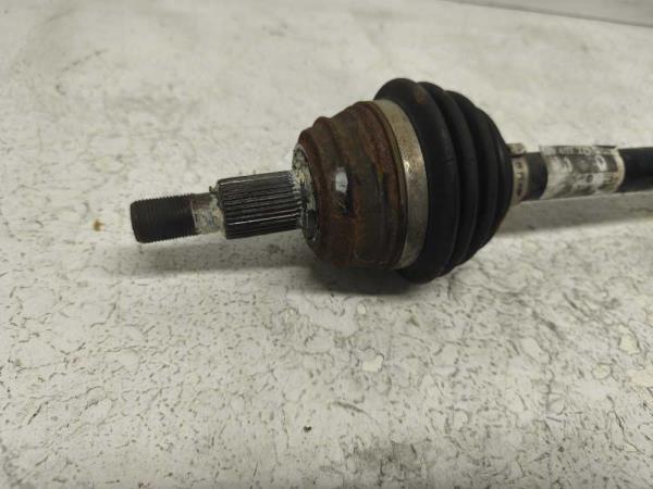 ARBRE DE TRANSMISSION GAUCHE VW/AUDI/SKODA - Vue 2